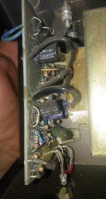 Uszkodzony Prostownik samochodowy 12v Odwrotne bieguny Uszkodzony Prostownik samochodowy 12v Odwrotne bieguny