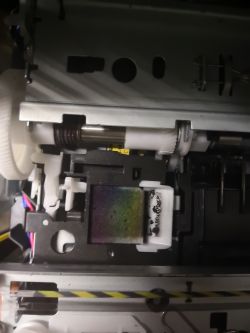 MFC-J5910DW - Papier za blisko zębatki, trzeszczenie, zdjęcia wnętrza