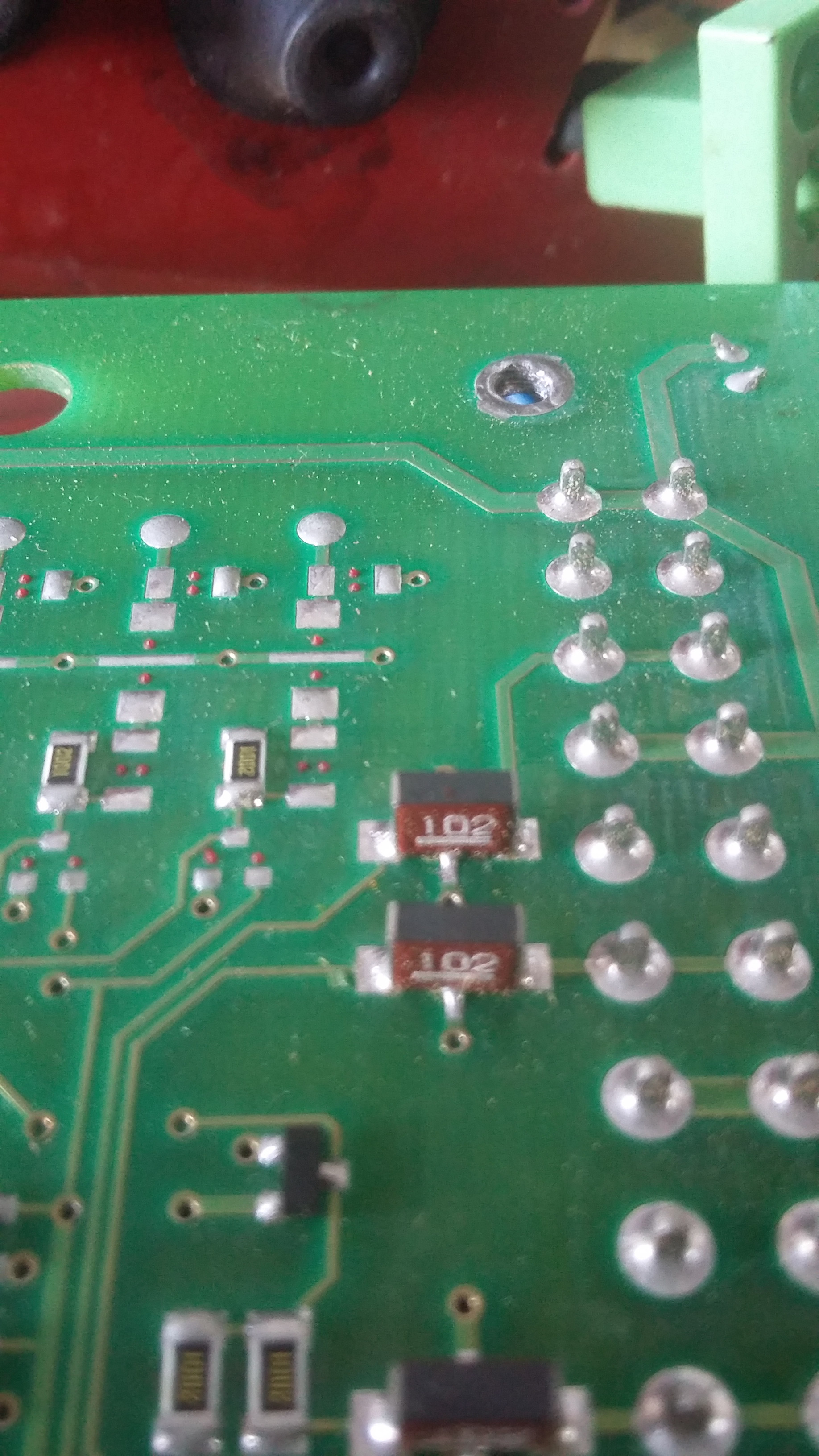 element SMD stojący 102 - Identyfikacja elementu SMD