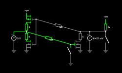 Schemat obwodu z tranzystorami i rezystorami, pokazujący napięcia i połączenia.