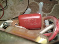 Jaka wartość rezystora mocy w lampie ISOTRONIC K-678TX (10W)?