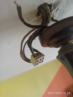 Jak podłączyć plafon w miejsce żyrandola? Problem z wyłącznikiem.