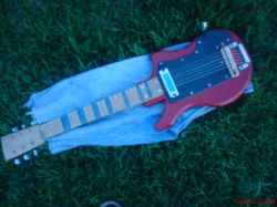 Gitara elekryczna wlasnego pomyslu Gitara elekryczna wlasnego pomyslu
