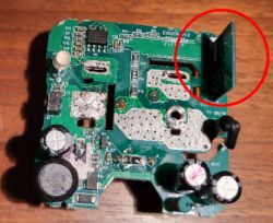 Circuit board with electronic components and a vertical PCB antenna