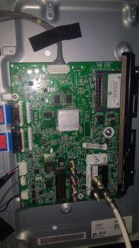 LG SMART TV 42LA691S - skaczący obraz co 3 sekundy na każdym złączu