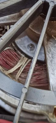 Kosiarka Elektryczna Kryszak: Dym i Brak Pełnej Mocy - Porady Naprawcze