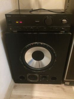 Do czego można wykorzystać głośnik SoundTech CX4C?