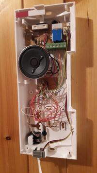 Jaki model domofonu Urmet mam? Jakie zamienniki pasują do instalacji 3-żyłowej?