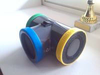 Przenośny głośnik Bluetooth wykonany z trójnika PCV