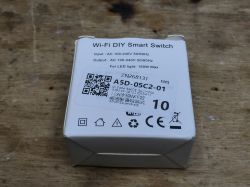 ZN268131 WiFi Smart Switch który pozwala podłączyć przycisk bistabilny