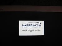 Ciemny obraz z VGA samsung 910MP