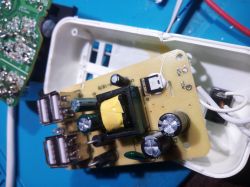Uklad SMD 5 pin 72d8m - prosba o identyfikacje ukladu