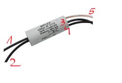 Filtr przeciwzakłóceniowy Miflex KSPP2-10 z oznaczonymi przewodami 1, 2, 3, 4, 5 markerem czerwonym.