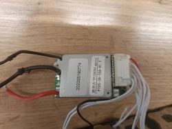 Motus – bateria 23,3/38,2 V, nie startuje po ładowaniu; wymieniać?