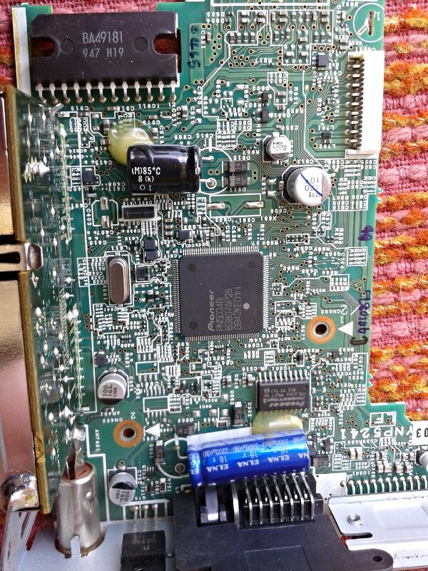 pioneer DEH-2220UB Dziala normalnie ale nie ma dzwieku