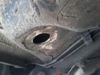 VW Passat B5 - wet floor (water under the passenger's feet)