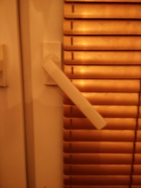 Troubleshooting Balcony Door Handle Issue: Cannot Close Vertically, Latch & Pin Positions Troubleshooting Balcony Door Handle Issue: Cannot Close Vertically, Latch & Pin Positions