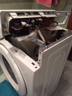 Samsung WF60F4E0N0W washing machine - The engine does not work - error 3E