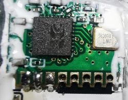 Image of the interior of a PCB with the BK7231N chip.