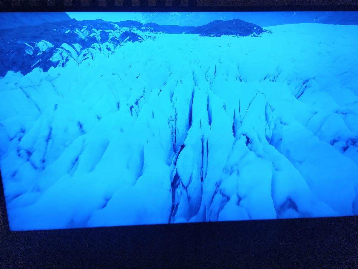 TV LG 65UM7000PLA - jak naprawić niebieski obraz i stłumione kolory?
