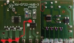 Dwa moduły PCB z oznaczeniami JXW-0722-HWB-3 i HJ3100-4, z zaznaczeniami i elektroniką