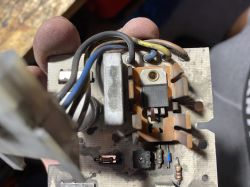 Miele S511 odkurzacz silnik nie uruchamia, zwarcie komutatora?