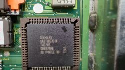 Close-up of a Siemens SAB 80C535-N chip on a green PCB