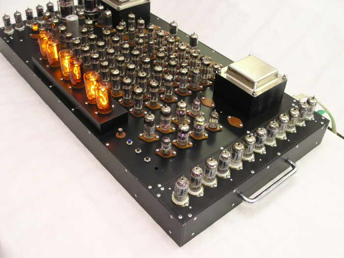 Zegar Nixie całkowicie na lampach