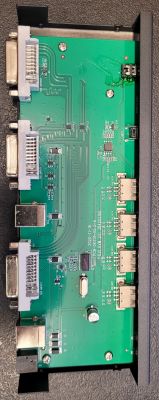 Zmodernizowana płyta główna KVM z DVI