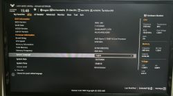 Ekran BIOS płyty głównej ASUS z informacjami o systemie i procesorze Ryzen 5 7500F