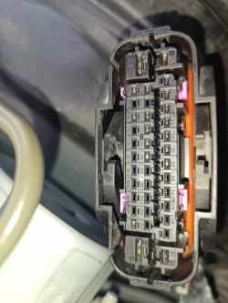 Szukam schematu wtyczki pompy ABS dla Subaru BRZ 2014r.