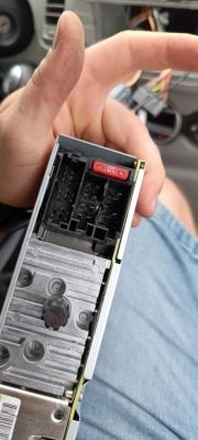 Renault Trafic 2 2014 akcesoryjne radio android a sterowanie z kierownicy