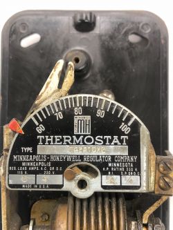 Urządzenia sprzed ery procesorów. Cz. 1 Termostat z łącznikiem rtęciowym