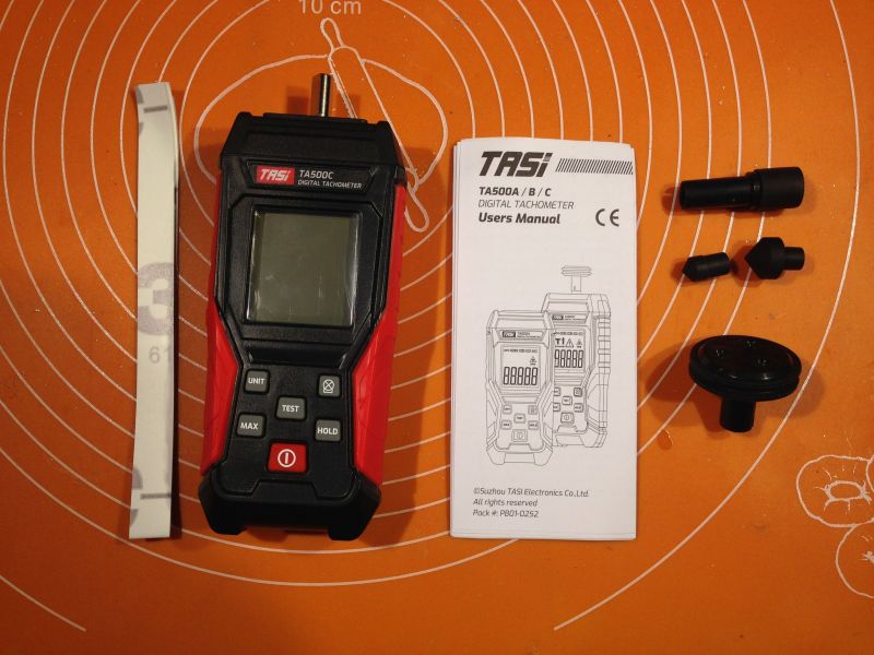 Tachometr TA 500C - pomiar prędkości obrotowej części ruchomych. Opis możliwości i obsługi.
