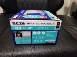 Box of DETA SMART LED DOWNLIGHT with GRID Connect App Box of DETA SMART LED DOWNLIGHT with GRID Connect logo and smart home icons.