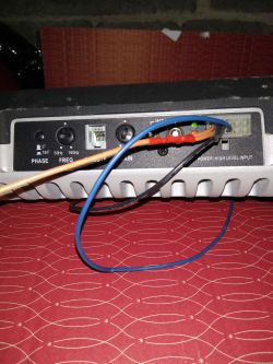 Podłączenie subwoofera Peiying - Problem z podłączeniem subwoofera aktywnego