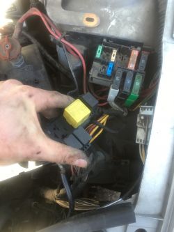 Renault Clio 2 1.4 - Brak iskry, brak napięcia na złączce do cewki