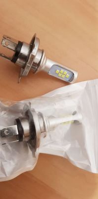 Jak wyeliminować mruganie LED H4 w skuterze GY6 139QMB?