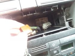 Audi a4 b6 avant głośniki nie grają brak wyprowadzenia przewodów do tyłu