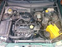 Astra 98r. 1,6 mon 8V Kombi - w którym miejscu jest umieszczony ECU