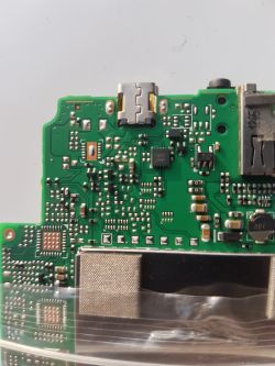 Mio spirit 697 LM - Jakie układy odpowiadają za ładowanie? Mio spirit 697 LM - Jakie układy odpowiadają za ładowanie?