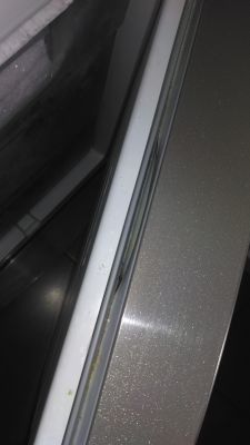 Lodówka Electrolux EN3601AOX - Pęknięta uszczelka zamrażarki