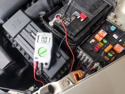 Skoda Octavia 2 rozładowuje akumulator Skoda Octavia 2 rozładowuje akumulator