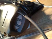 Kompaktowe złącze 6-pin do ochronników słuchu i radiostacji, max 15mm szerokości