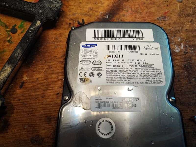 Samsung SV1021H Hard Drive from 2001 Samsung SV1021H hard drive from 2001 with visible moisture droplets on the casing.