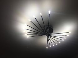 Migające nowe żarówki LED G4 - co może być przyczyną?