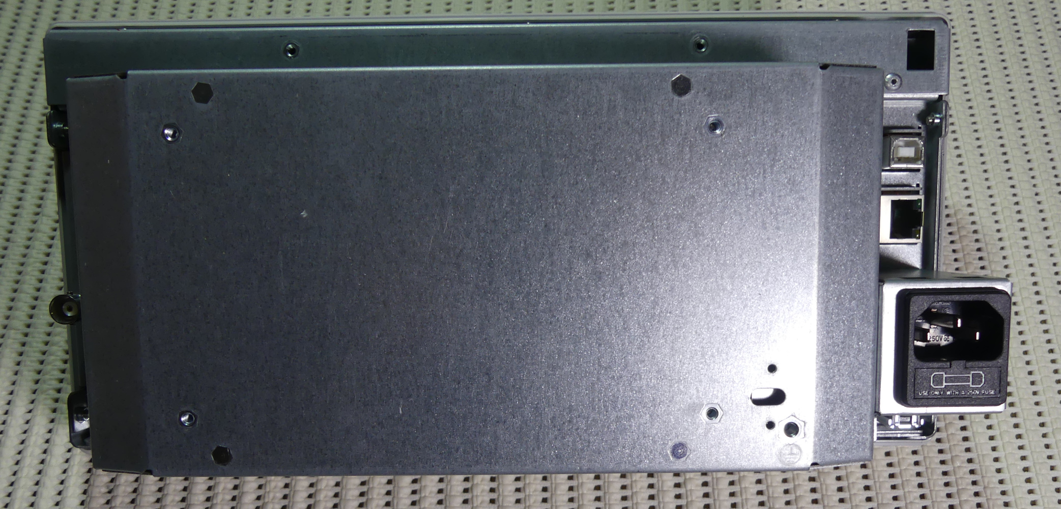 Wnętrze oscyloskopu 4 kanałowego Rigol DS1074 elektroda.pl