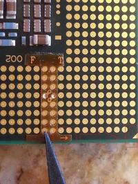 Płyta główna nie uruchamia się z procesorem Xeon X5450