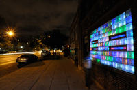 Interaktywna szklana podświetlana ściana