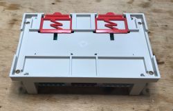 Four-channel relay controller Tuya WiFi SmartLife 4CH 10A [schematic]